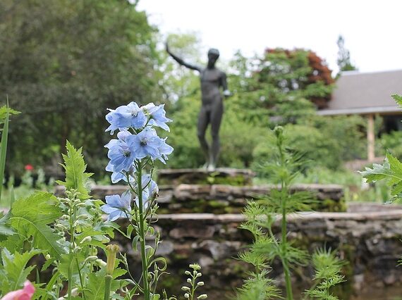 Un jardin antique pour voyager dans le temps…