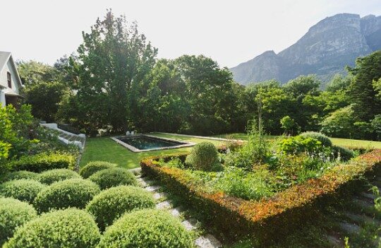 Mettre en valeur un jardin avant la vente d’un bien immobilier